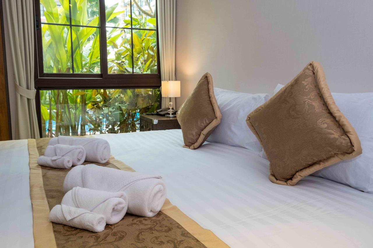 The Symphony Suites Pattaya Jomtien Beach Exterior photo