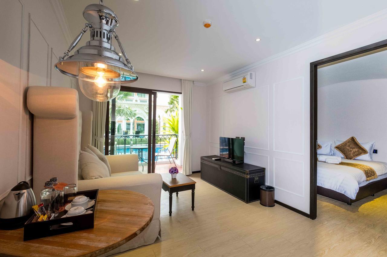 The Symphony Suites Pattaya Jomtien Beach Exterior photo